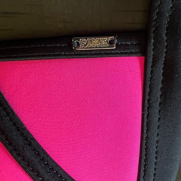 PINk by Victoria’s Secret, Black & Pink, Adjustable, Underwire, Swim Top. - Picture 4 of 4